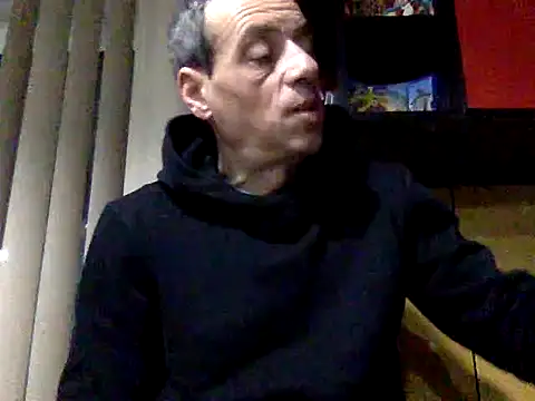 Snapshot of adiluci1 chatting on February 8, 2026, 3:21 am adiluci1 online show from February 8, 2026, 3:21 am