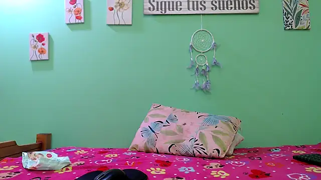 Snapshot of gatitasexygatitasexy chatting on October 23, 2025, 7:23 pm gatitasexygatitasexy online show from October 23, 2025, 7:23 pm