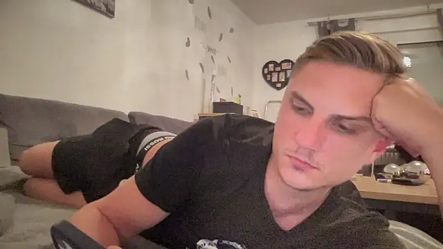 Sweetbooy90 online show from June 13, 2026, 8:07 pm