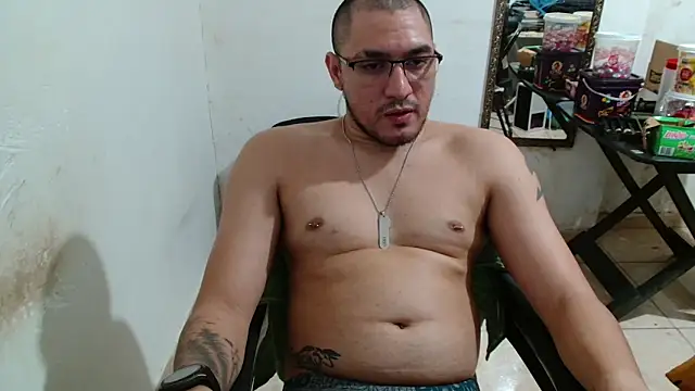 Leonino231 online show from September 25, 2025, 11:52 pm