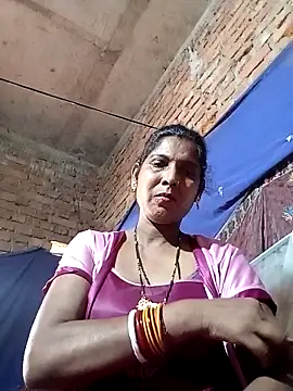 Savita992 online show from May 13, 2026, 2:42 am