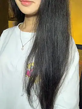 Nhinhi18 online show from February 27, 2026, 3:12 pm