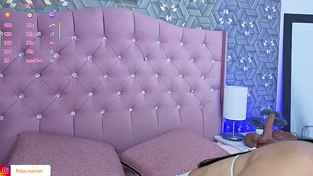 Snapshot of Rebekah_Mercer chatting on February 9, 2026, 4:27 am Rebekah Mercer online show from February 9, 2026, 4:27 am