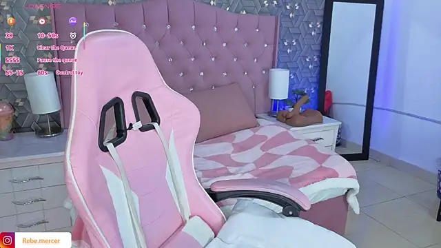 Snapshot of Rebekah_Mercer chatting on February 16, 2026, 4:41 am Rebekah Mercer online show from February 16, 2026, 4:41 am