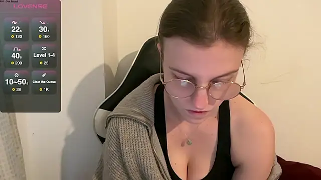 BustyKellyXXX online show from January 13, 2026, 9:03 am