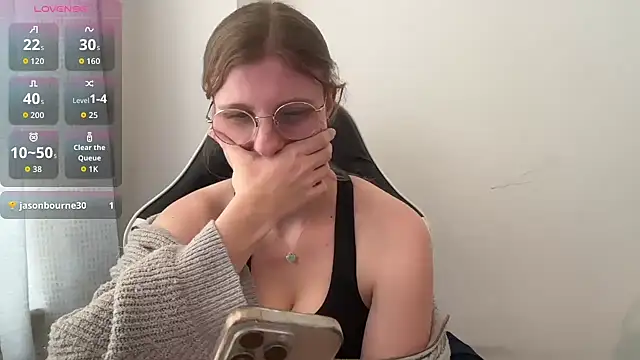 BustyKellyXXX online show from February 16, 2026, 1:40 pm