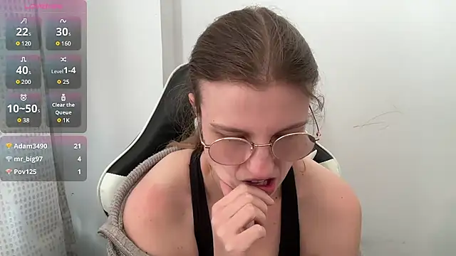 BustyKellyXXX online show from March 11, 2026, 3:18 pm