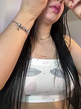 lucy grey25 online show from March 28, 2026, 4:39 pm