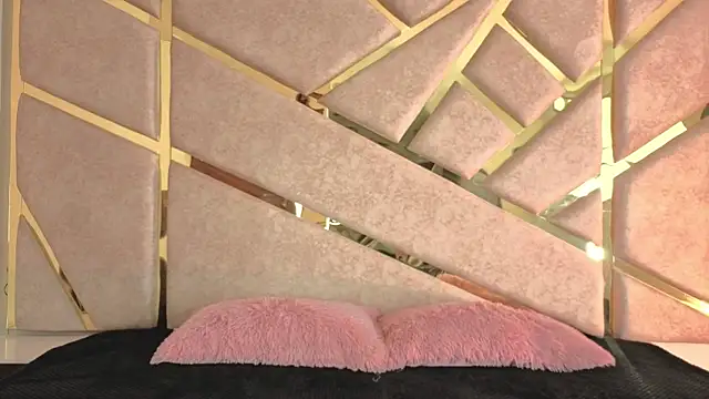 Zafiro claire online show from December 16, 2025, 7:08 pm