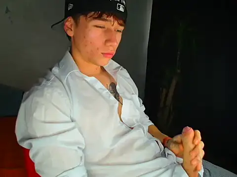 Logan sixxer online show from October 11, 2025, 7:45 pm