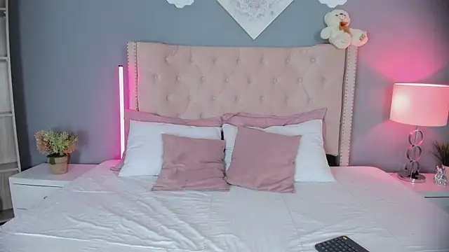 Joe And Emma online show from September 9, 2025, 10:20 pm