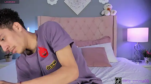 Joe And Emma online show from October 2, 2025, 9:33 pm