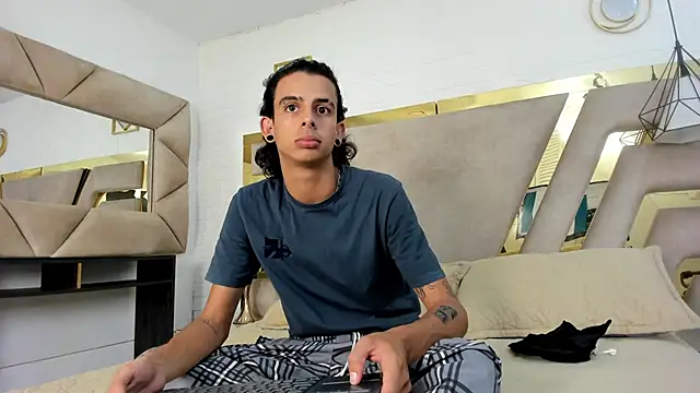 Snapshot of Ibratxandy chatting on October 22, 2025, 9:03 pm Ibratxandy online show from October 22, 2025, 9:03 pm