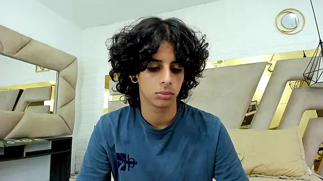 Snapshot of Ibratxandy chatting on November 12, 2025, 6:08 pm Ibratxandy online show from November 12, 2025, 6:08 pm