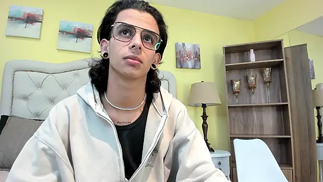 Ibratxandy online show from December 21, 2025, 12:45 pm