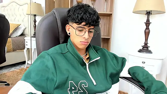 Ibratxandy online show from March 6, 2026, 4:25 pm