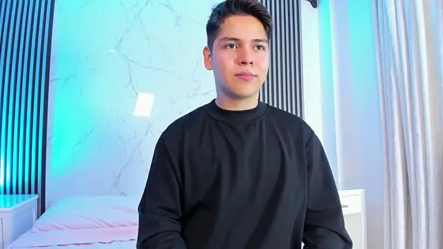 Asta Black online show from November 8, 2025, 9:13 pm