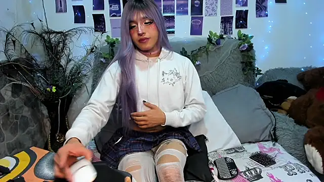  viollette  online show from February 11, 2026, 12:04 am