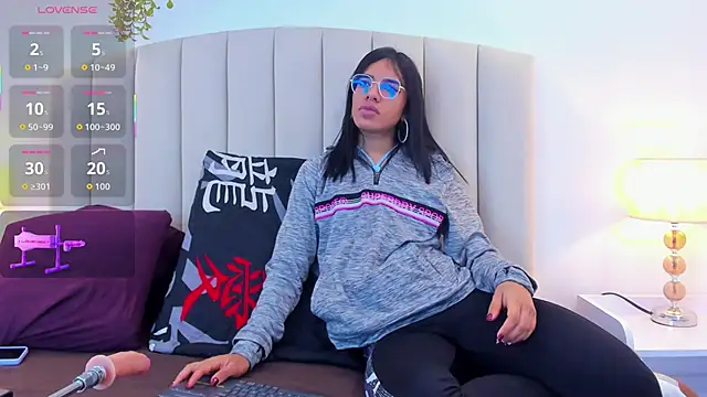 Rachel Donnelly online show from September 30, 2025, 5:12 am