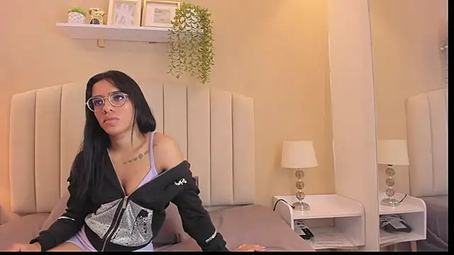 Snapshot of Rachel_Donnelly chatting on December 21, 2025, 3:13 am Rachel Donnelly online show from December 21, 2025, 3:13 am