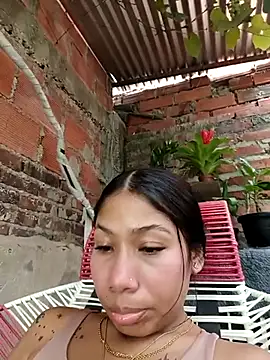 Rous-squir online show from December 3, 2025, 7:12 pm