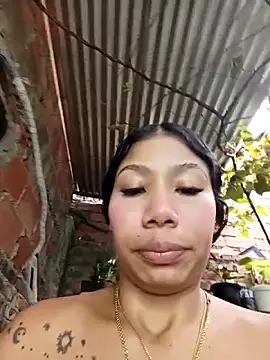 Rous-squir online show from December 15, 2025, 12:53 pm