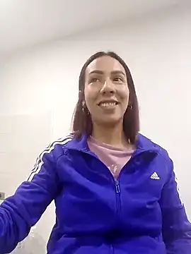 Molly Evens Ky online show from October 9, 2025, 1:20 pm