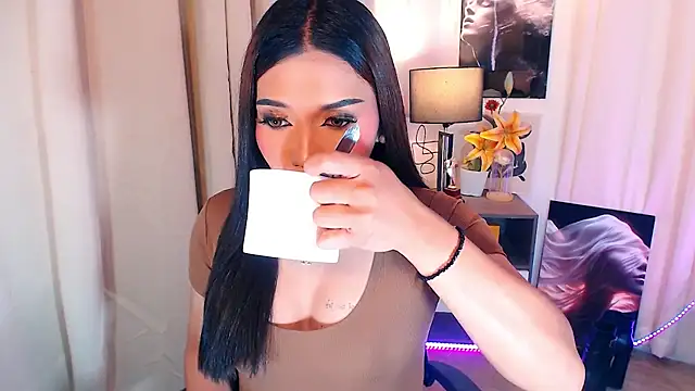 Ubanescka online show from December 17, 2025, 1:00 am