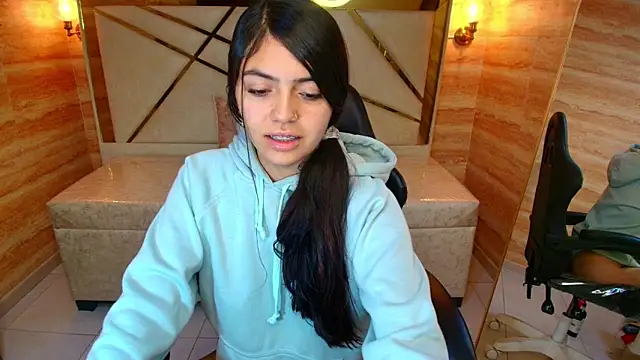 cami goddess r online show from November 6, 2025, 1:12 pm