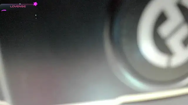 FluffyMelons online show from February 4, 2026, 10:58 pm