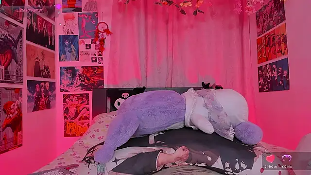 FluffyMelons online show from March 16, 2026, 11:09 pm