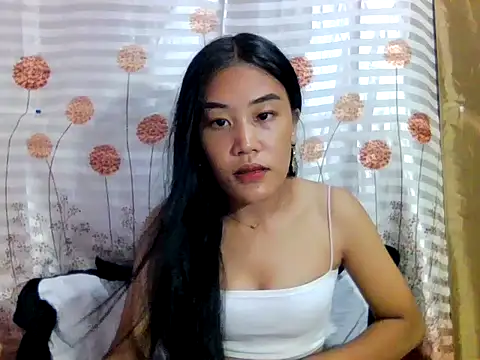 YourWildestDoll online show from October 7, 2025, 1:52 pm