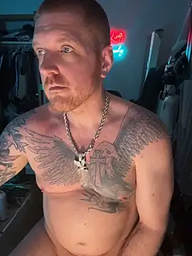 CloudyKingG online show from April 16, 2026, 5:19 am