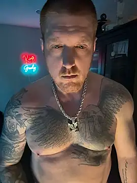 CloudyKingG online show from April 23, 2026, 11:29 pm