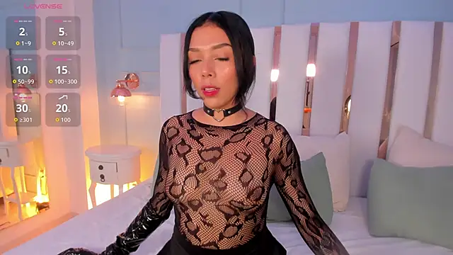 Snapshot of selene_phmoon chatting on November 10, 2025, 1:37 am selene phmoon online show from November 10, 2025, 1:37 am