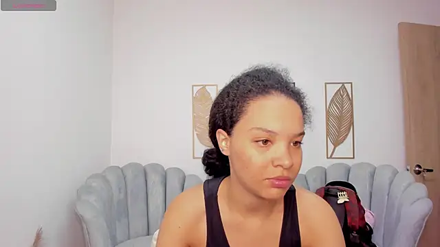 Ayshel cooperr online show from October 6, 2025, 3:37 am