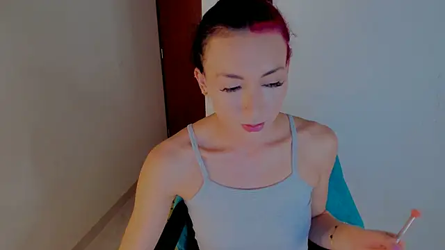 Snapshot of Madison_charlotte chatting on October 31, 2025, 6:47 am Madison charlotte online show from October 31, 2025, 6:47 am