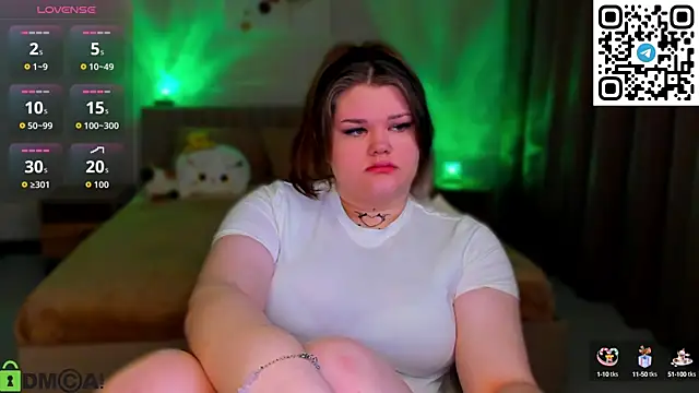 Snapshot of elle_one chatting on October 8, 2025, 3:04 am elle one online show from October 8, 2025, 3:04 am