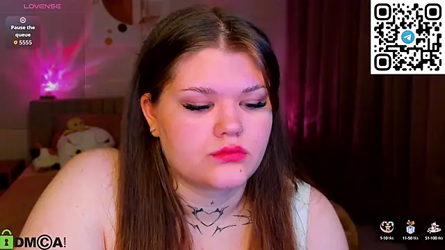 Snapshot of elle_one chatting on October 15, 2025, 3:06 am elle one online show from October 15, 2025, 3:06 am