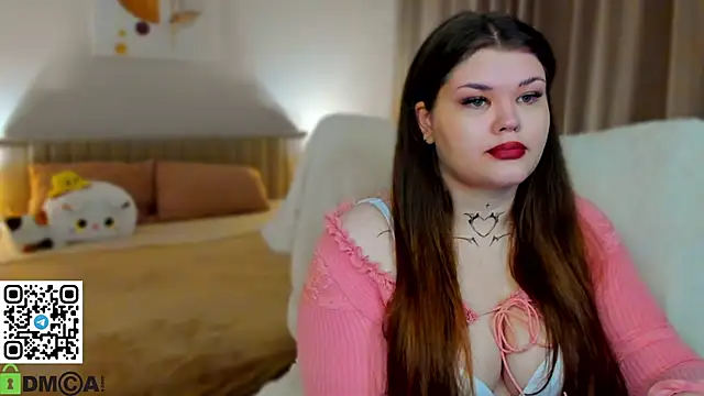 Snapshot of elle_one chatting on October 28, 2025, 3:43 am elle one online show from October 28, 2025, 3:43 am