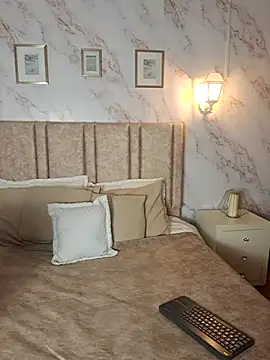 Paula And online show from March 7, 2026, 11:18 am