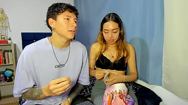 Snapshot of Tatiiana_n_Damiian chatting on November 27, 2025, 11:07 pm Tatiiana n Damiian online show from November 27, 2025, 11:07 pm