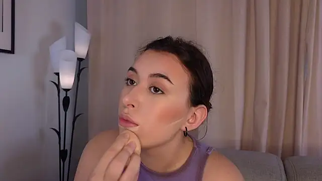 Snapshot of LilianBuskey chatting on September 16, 2025, 11:33 am LilianBuskey online show from September 16, 2025, 11:33 am
