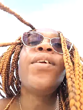 AranzaBliz online show from November 13, 2025, 12:37 pm