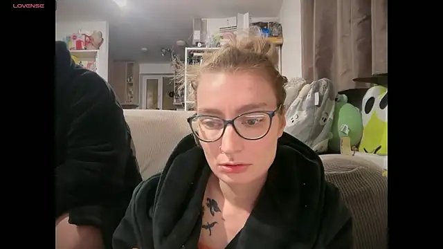 Snapshot of harleyblair chatting on February 23, 2026, 11:02 pm harleyblair online show from February 23, 2026, 11:02 pm