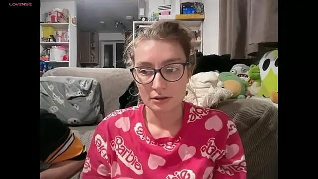 Snapshot of harleyblair chatting on February 25, 2026, 11:03 pm harleyblair online show from February 25, 2026, 11:03 pm