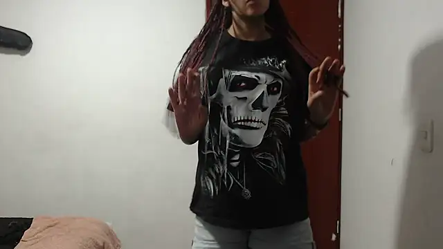 annie clark2 online show from March 20, 2025, 10:07 pm