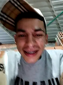 Tussi-amor online show from September 11, 2025, 3:06 am