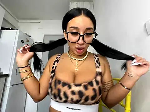 BlueEyes BB online show from October 11, 2025, 12:58 pm