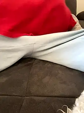 Snapshot of greggts chatting on October 16, 2025, 9:43 am greggts online show from October 16, 2025, 9:43 am